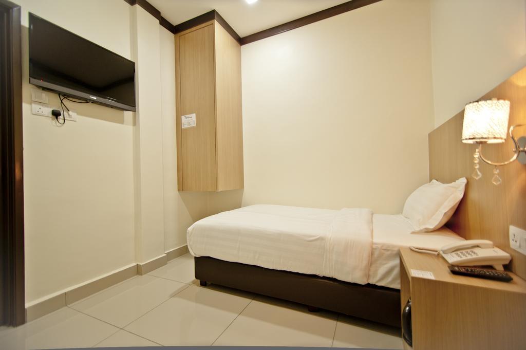 Hotel Setia Keluang Room photo