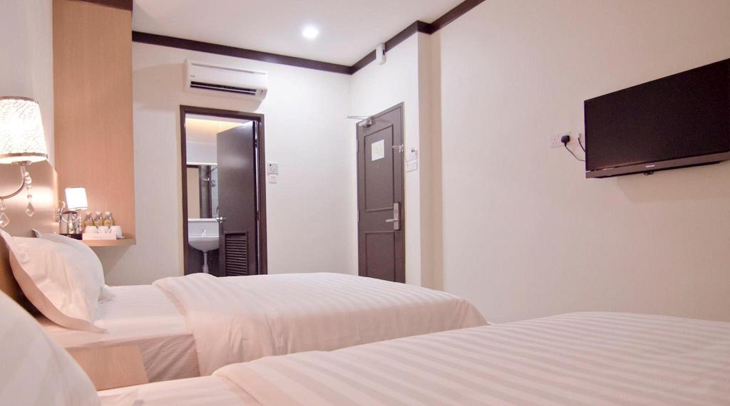 Hotel Setia Keluang Room photo